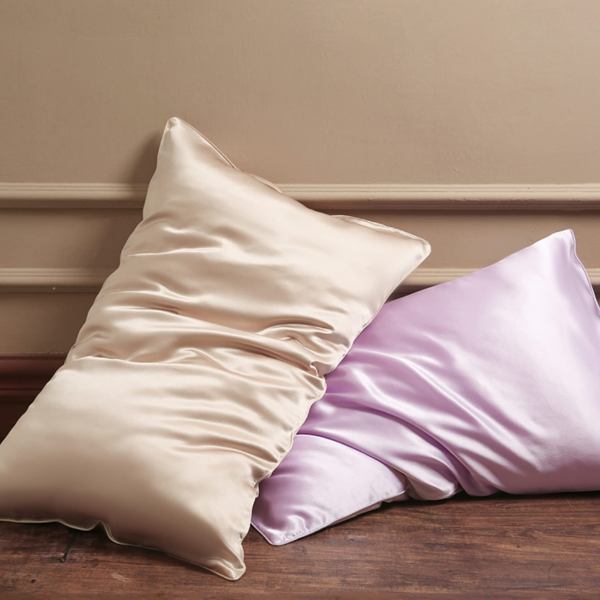 <strong><strong><strong><strong>Roseward 100% Mulberry Silk Pillowcase</strong></strong></strong></strong>