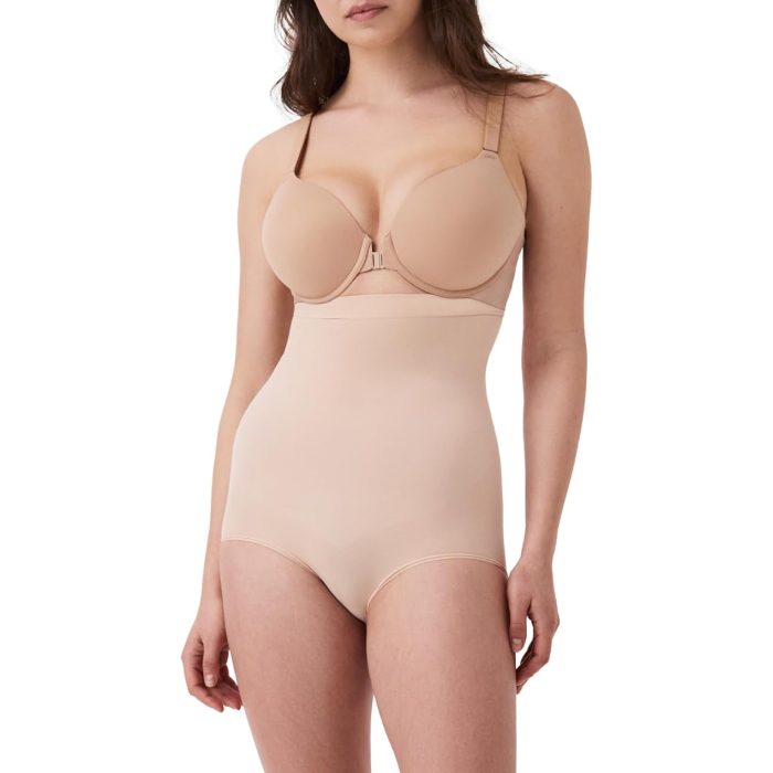 <strong><strong><strong><strong>SPANX Seamless Power High-Waisted Brief</strong></strong></strong></strong>